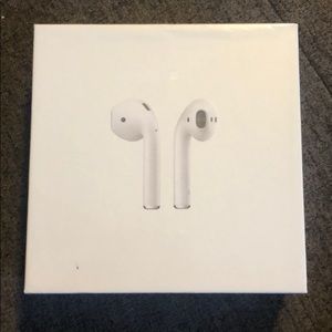 AirPods